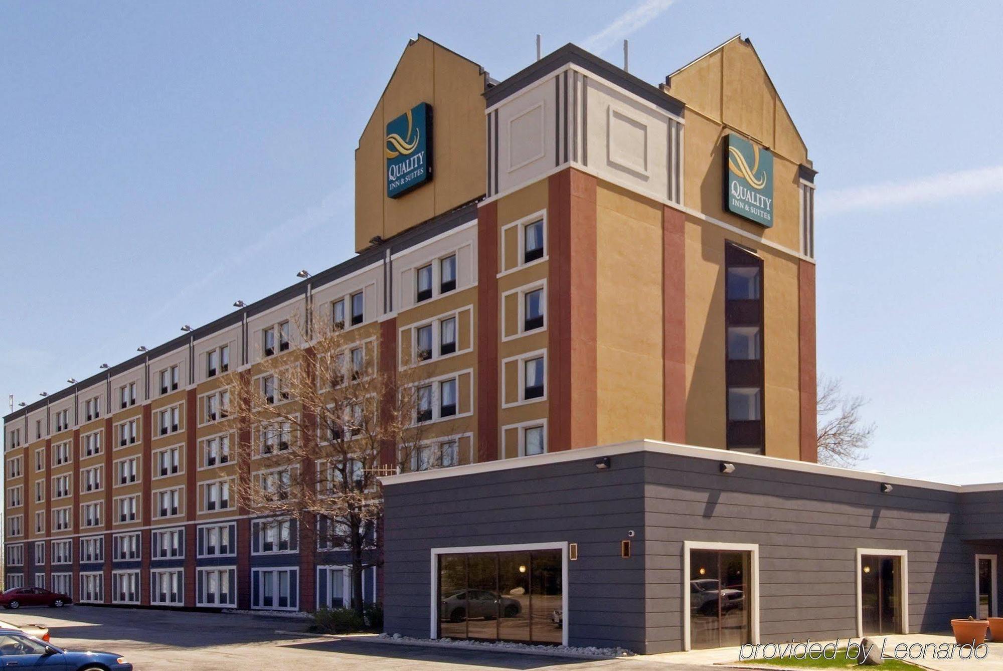 Holiday Inn Express & Suites Toronto Airport West By Ihg Mississauga Exterior foto